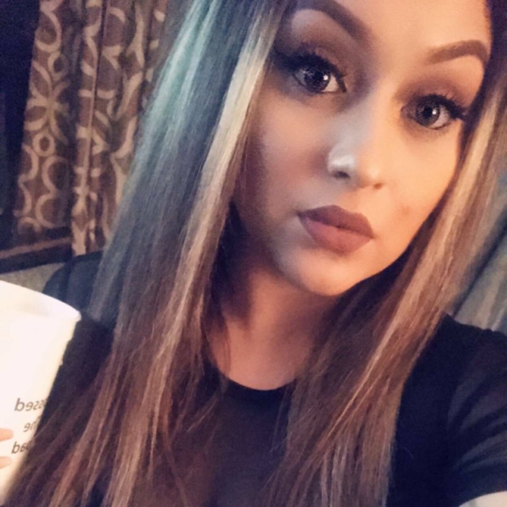 Meet your Posher, Vikki